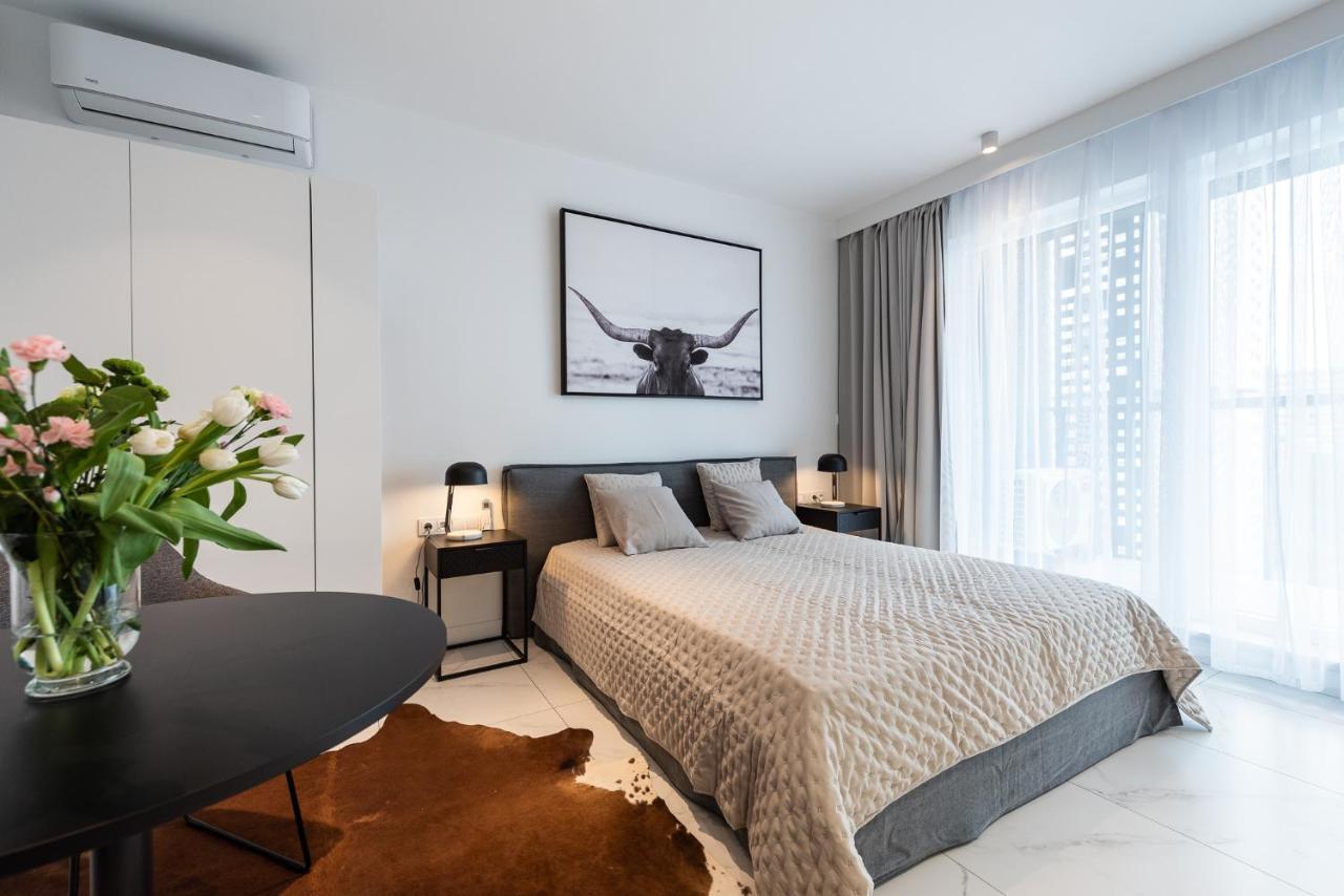 Apartamenty Tespis - Sokolska 30 Towers คาโตวีตเซ ภายนอก รูปภาพ