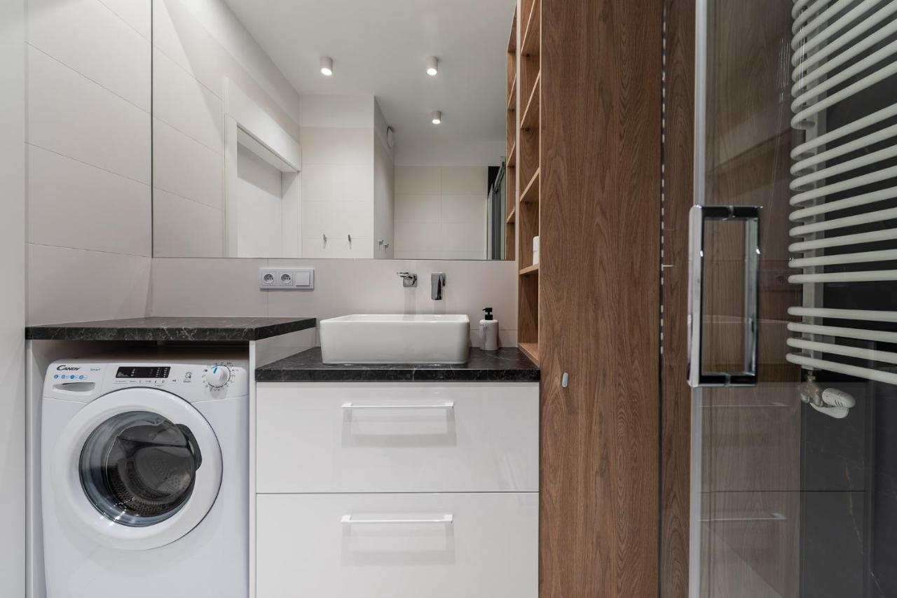 Apartamenty Tespis - Sokolska 30 Towers คาโตวีตเซ ภายนอก รูปภาพ