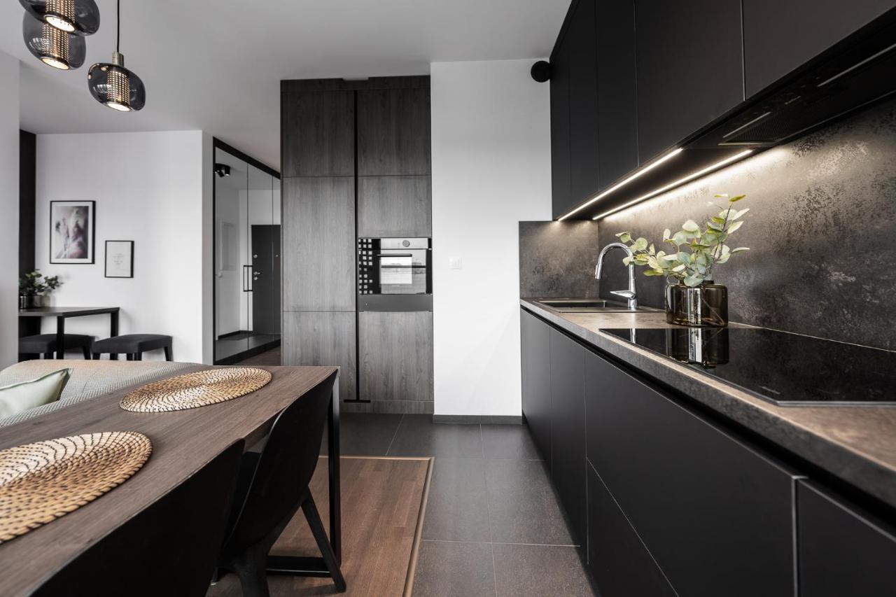Apartamenty Tespis - Sokolska 30 Towers คาโตวีตเซ ภายนอก รูปภาพ