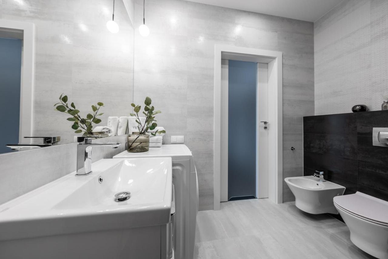 Apartamenty Tespis - Sokolska 30 Towers คาโตวีตเซ ภายนอก รูปภาพ