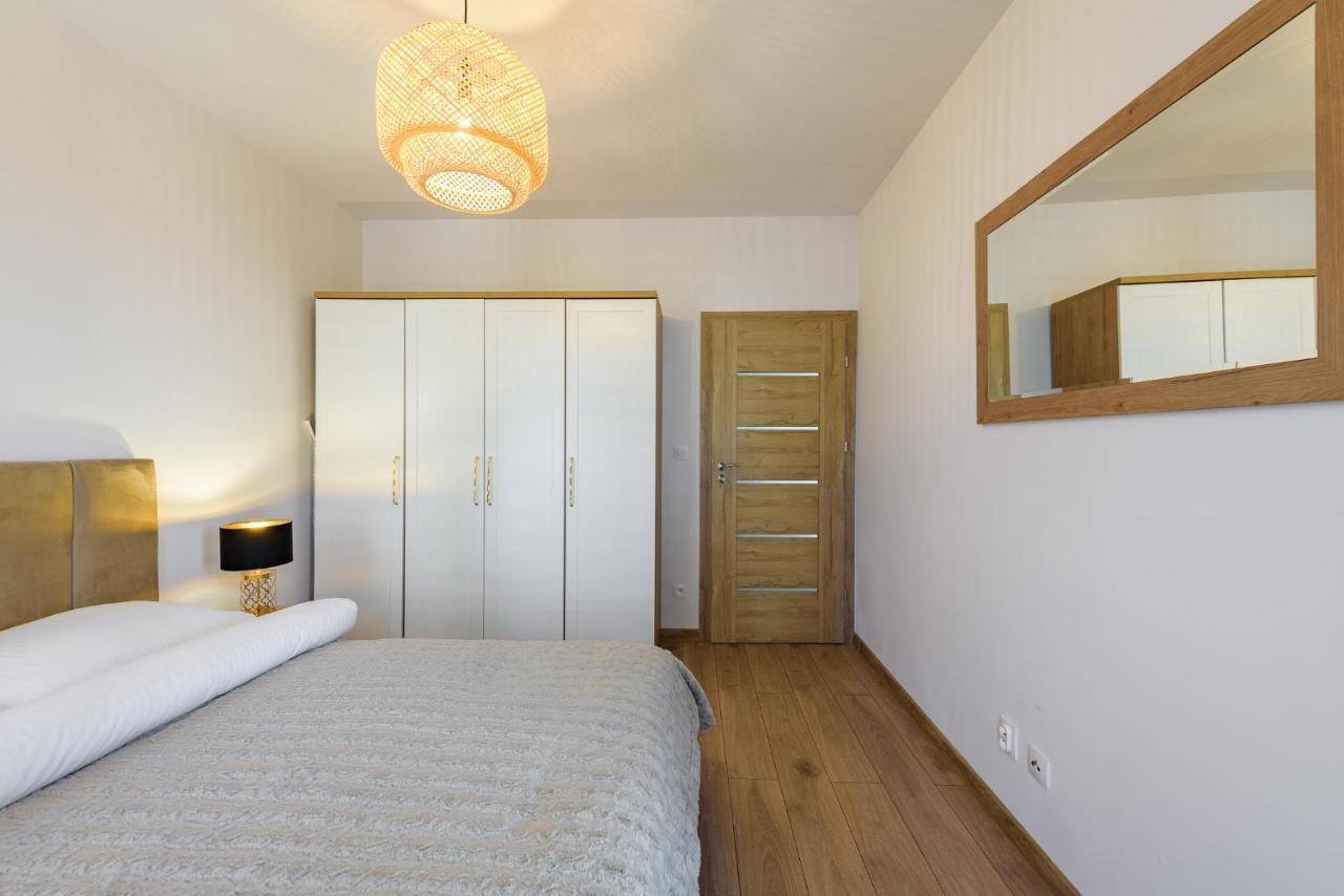 Apartamenty Tespis - Sokolska 30 Towers คาโตวีตเซ ภายนอก รูปภาพ