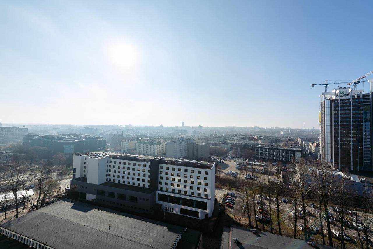 Apartamenty Tespis - Sokolska 30 Towers คาโตวีตเซ ภายนอก รูปภาพ